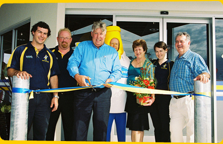 Porters Plainland Hotel Bottlemart grand opening 2007